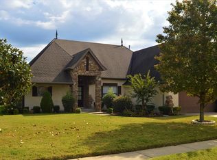 801 Rue Chateau Dupre Dr, Marion, AR 72364