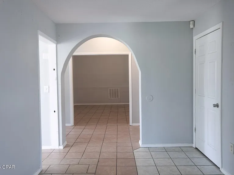 4402 Cindy Ln — Photo 22