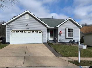 948 Wynstay Cir, Valley Park, MO