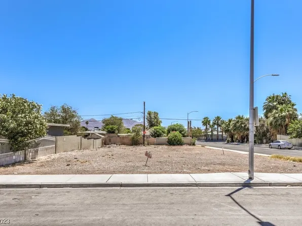 18th, Las Vegas, NV 89101