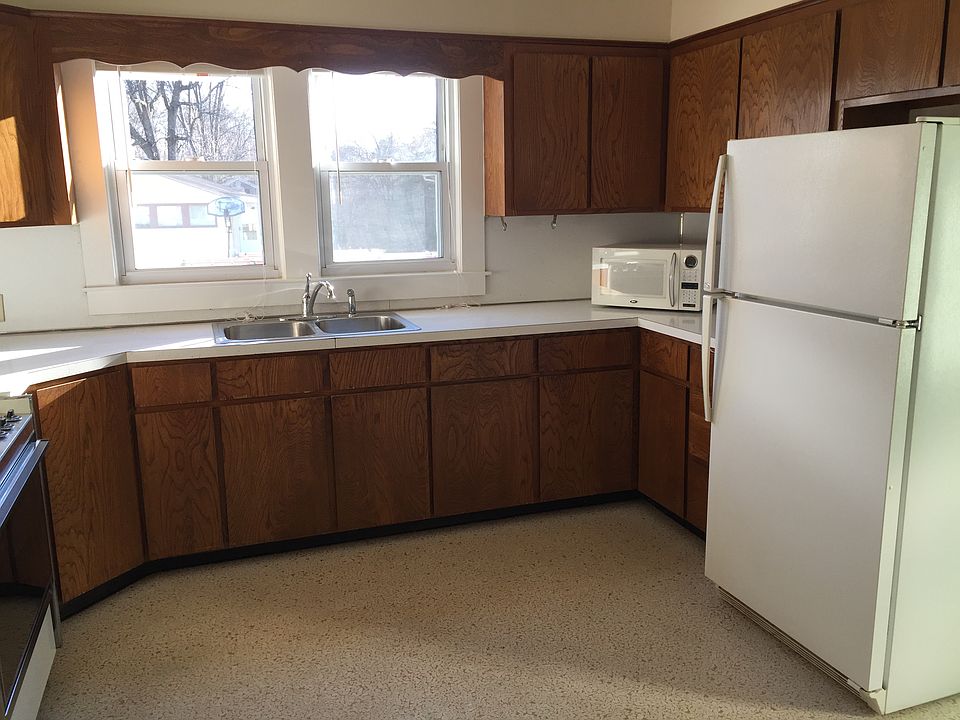 Kitchen, has pantry