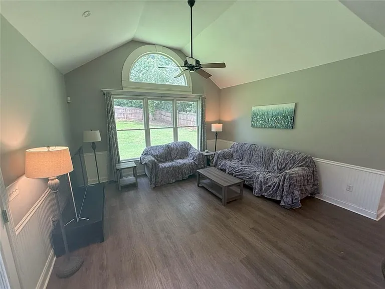 225 Crown Vetch Ln — Photo 10