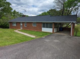 501 S Main St, Jonesville, NC 28642