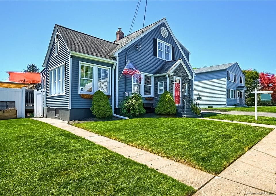 1st image of 54 Belmont St
