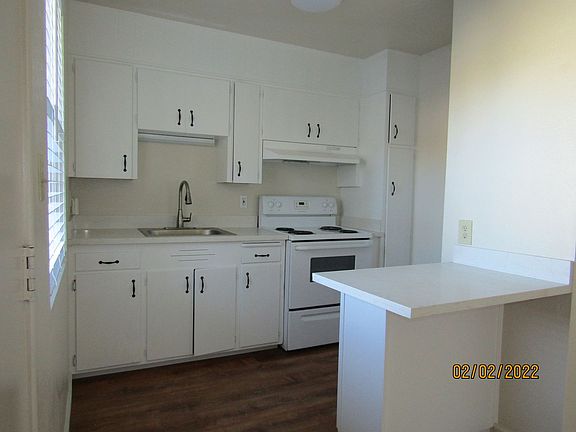 2nd image of 862 West Ave #1A
