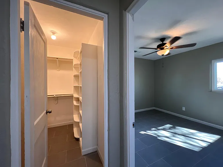 5417 Rosemont Ave NE #A — Photo 13