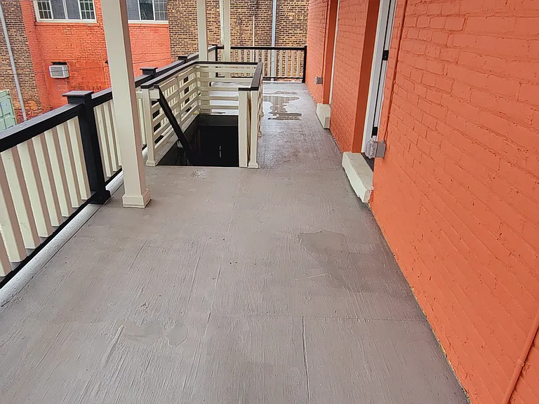 5015 Detroit Ave #1 — Photo 25