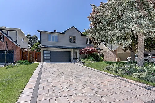 47 Hemingway Cres Photo 1