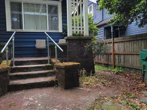 6410 Brooklyn Ave NE APT C