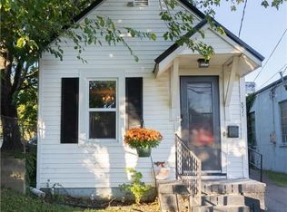 831 W 7th St, New Albany, IN 47150