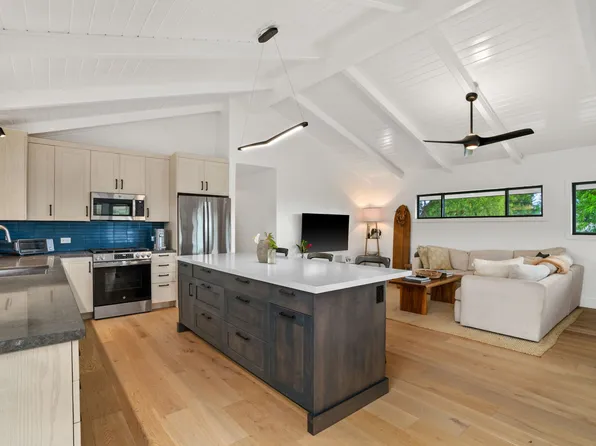 2020A Kolo Rd, Kilauea, HI 96754