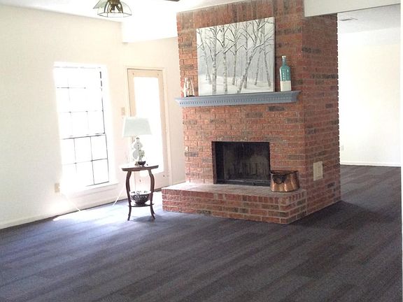 3rd image of 14522 Oak Chase Dr