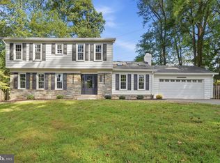 8017 Lakenheath Way, Potomac, MD 20854