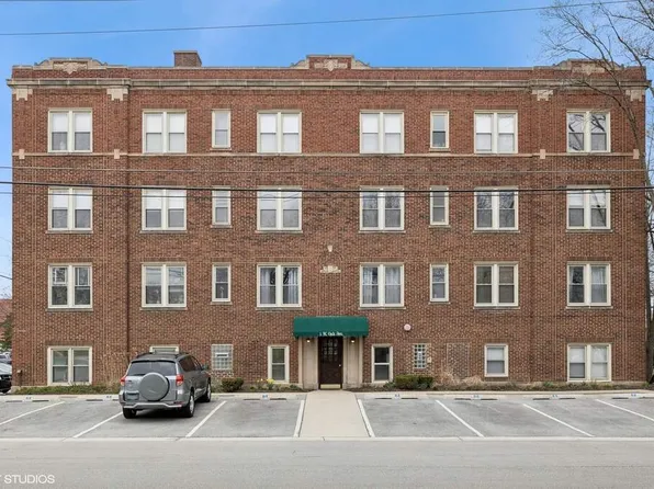 1 W Oak Ave APT C2, La Grange Park, IL 60526