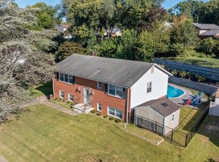 910 Crestwick Rd, Towson, MD 21286