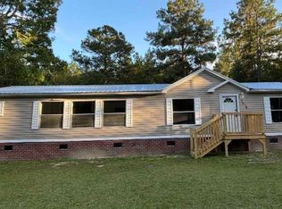 1518 E Effingham Hwy, Effingham, SC 29541