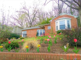 809 31st St S, Arlington, VA 22202