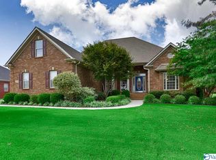 25865 Cobblestone Ln, Athens, AL 35613