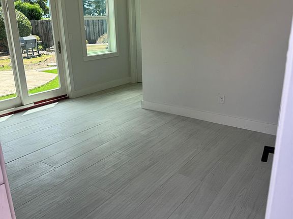 2nd image of 8 Greenwood Dr
