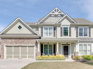 7464 Mockingbird Ln, Flowery Branch, GA 30542