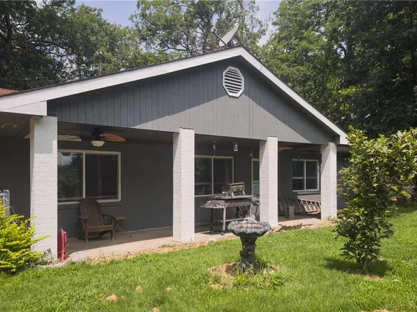 28887 Mortensen Rd, Lincoln, MO 65338