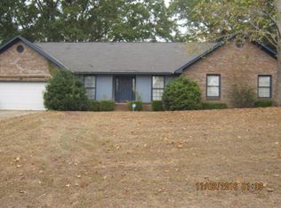108 Thrush Ln, Dothan, AL 36303