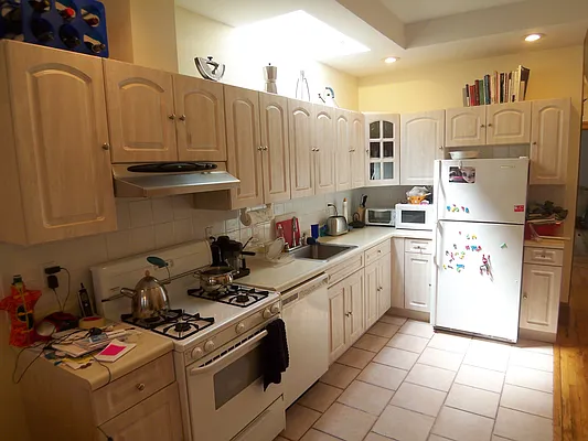 Rented by Corcoran | media 3