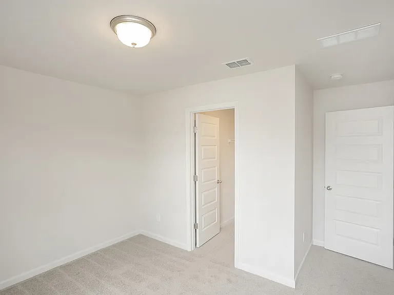 5401 Zinnia Ln E — Photo 23