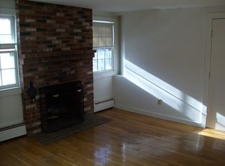 18 Merritt St APT 3, Marblehead, MA 01945