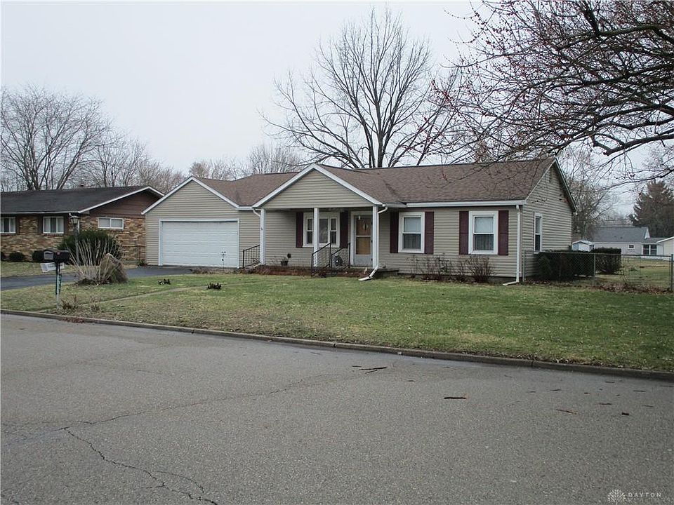 1st image of 3466 Paris Dr