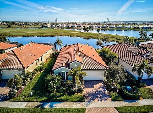 1st image of 23679 Waverly Cir