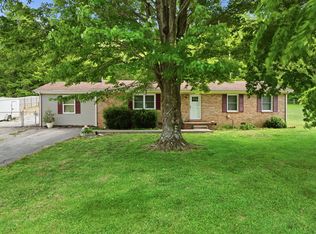 616 Red Lick Rd, Berea, KY 40403