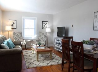 1007 S Main St, La Monte, MO 65337