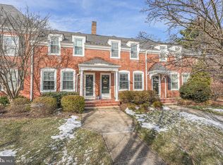 3518 S Utah St, Arlington, VA 22206
