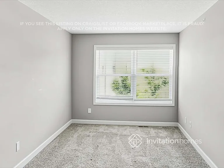 1210 Upper 142nd St E — Photo 10