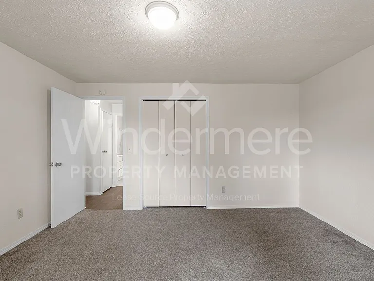3828 E 7th Ave — Photo 14