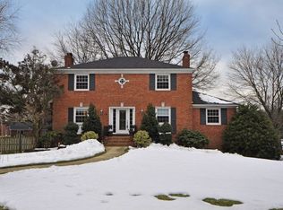 7624 Midday Ln, Alexandria, VA 22306