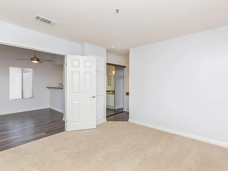 Park Centre Apartment Homes — Photo 45