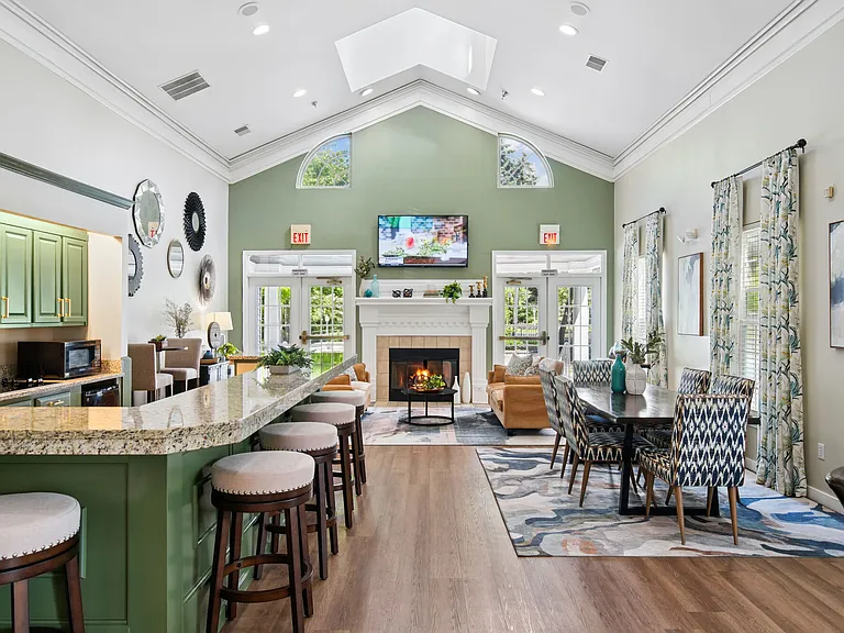 The Graham — Photo 14