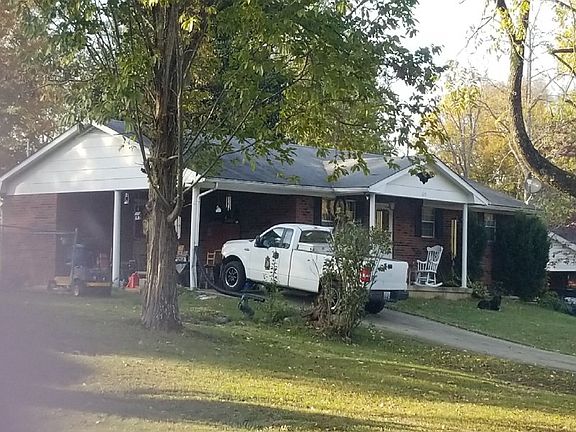 3rd image of 1115 E Lakeshore Dr