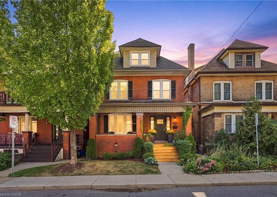 1st image of 25 Fairholt Rd S