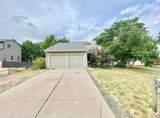 18272 E Crestline Cir, Centennial, CO 80015