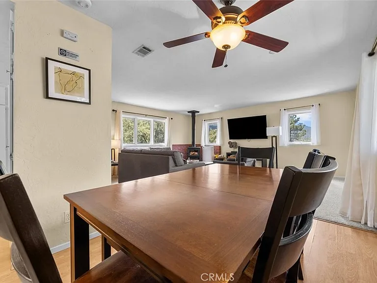 2304 Woodland Dr — Photo 17