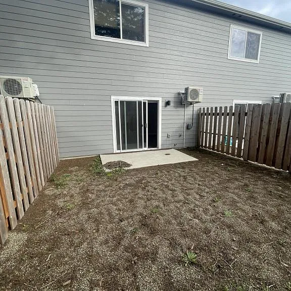 318 11th St SE #3 — Photo 18