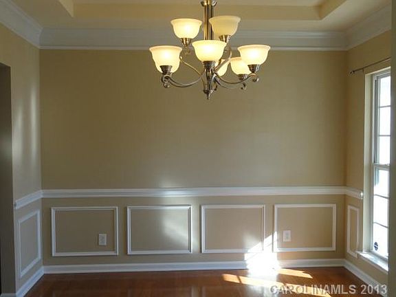 3rd image of 9013 Socata Way