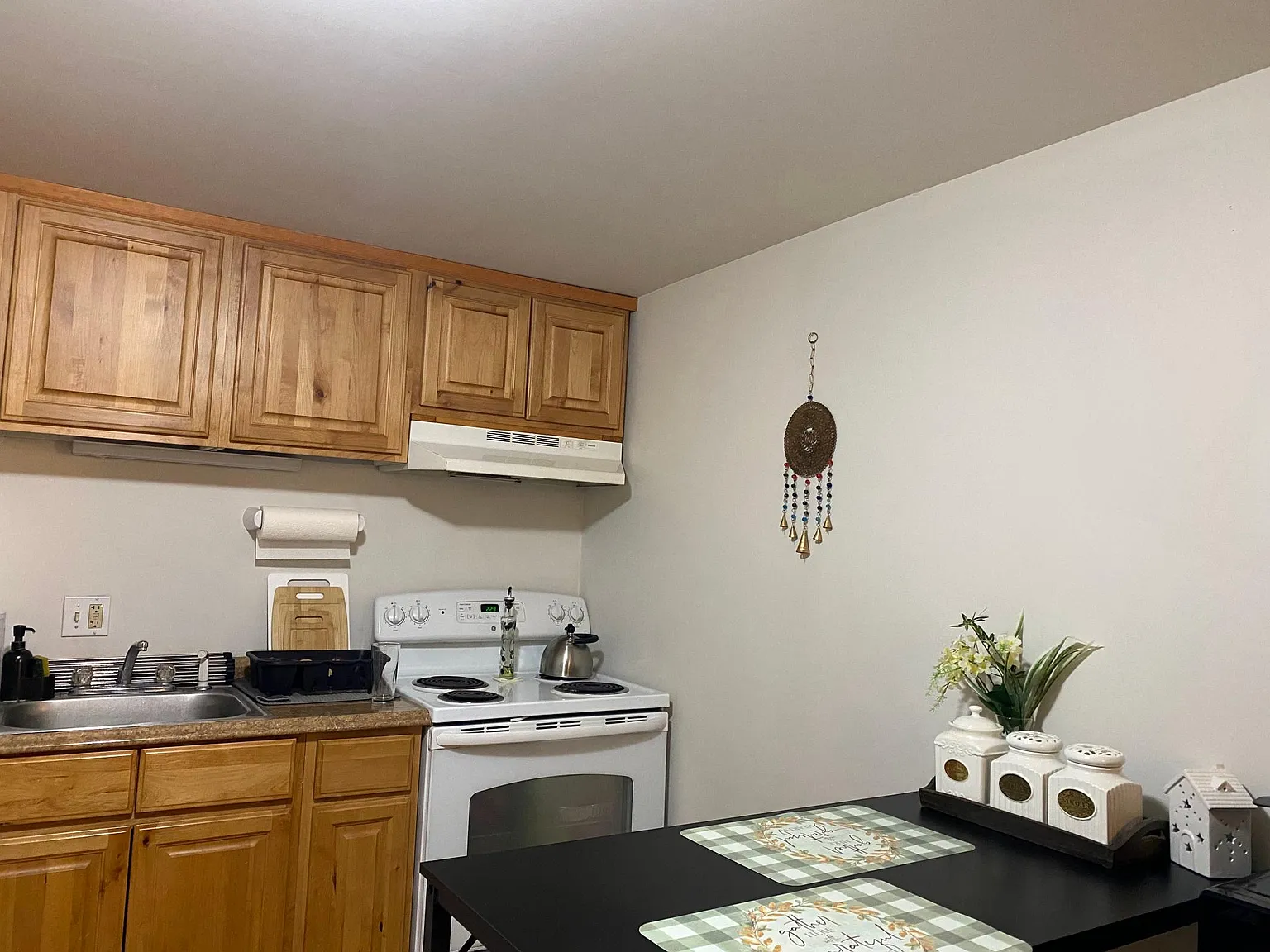 1 bed, 750 sqft, $1,550 — Photo 4
