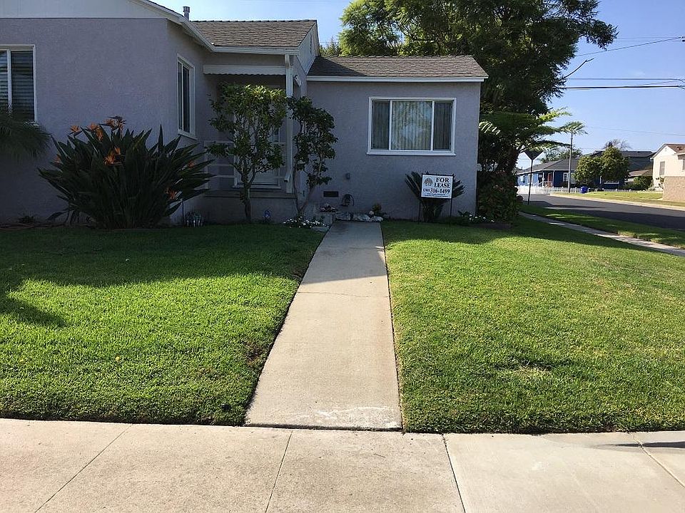 1813 Wendy Way