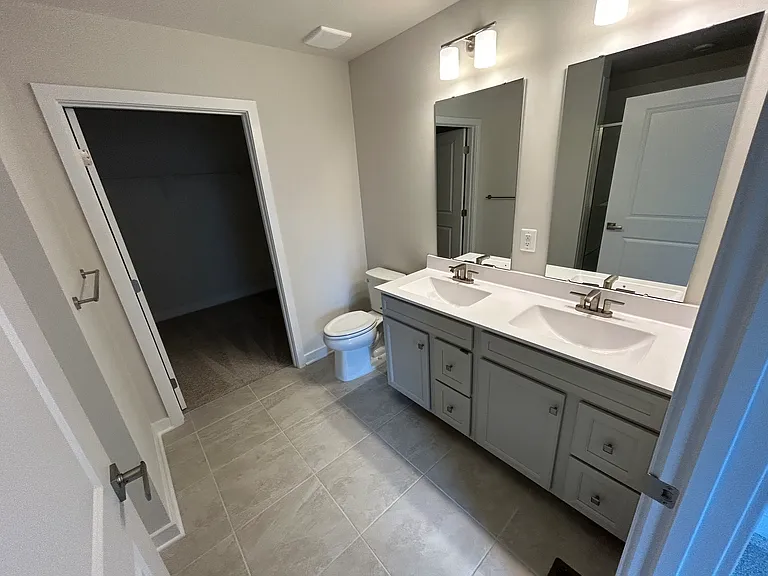 9098 Chapwith Dr — Photo 6