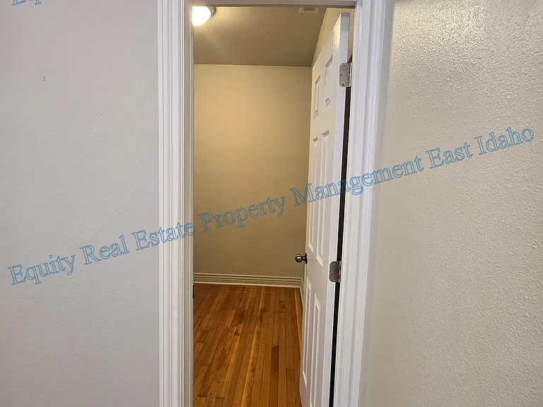 416 W Lewis St #114 — Photo 6