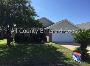416 Pristine Water Ln, Mary Esther, FL 32569
